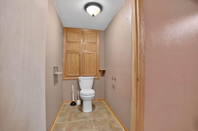 216 Hartman Avenue, Waterloo, IA 50701