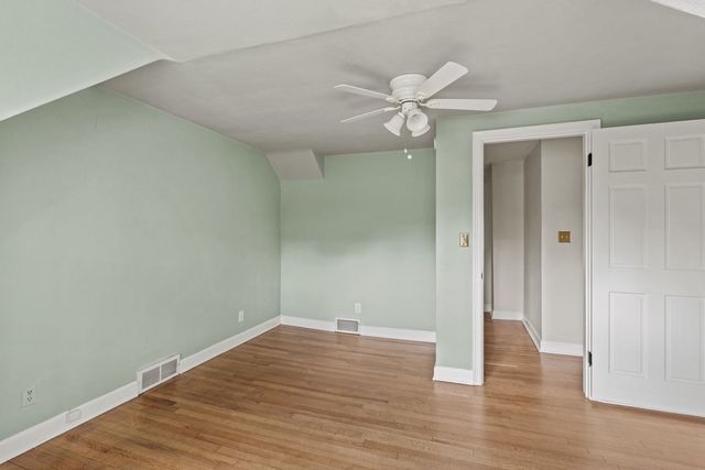 2140 Fairhaven Road, Davenport, IA 52803