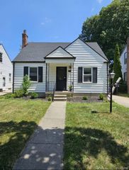 1016 Grove Avenue, Royal Oak, MI 48067