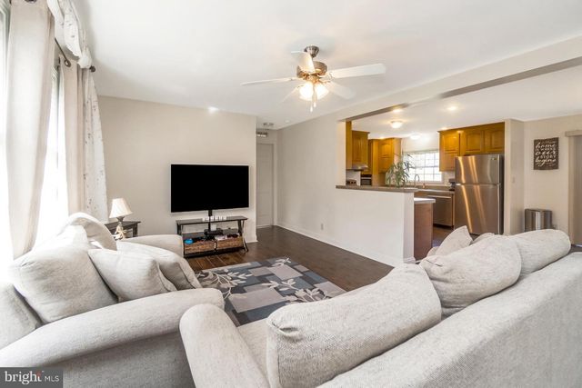 838 S DOGWOOD RD, Walnutport, PA 18088