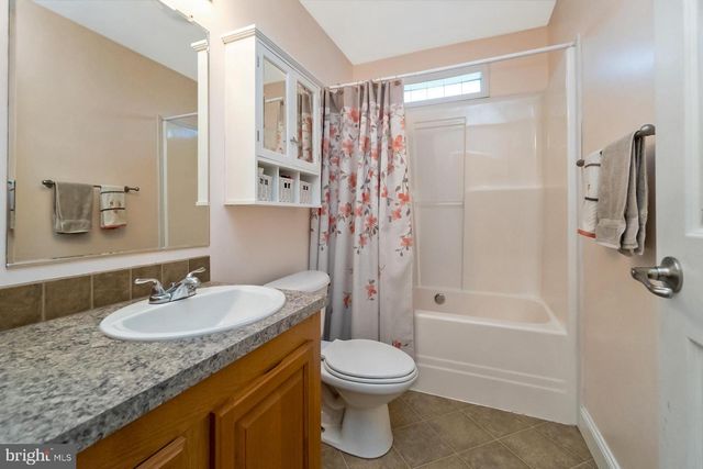 838 S DOGWOOD RD, Walnutport, PA 18088