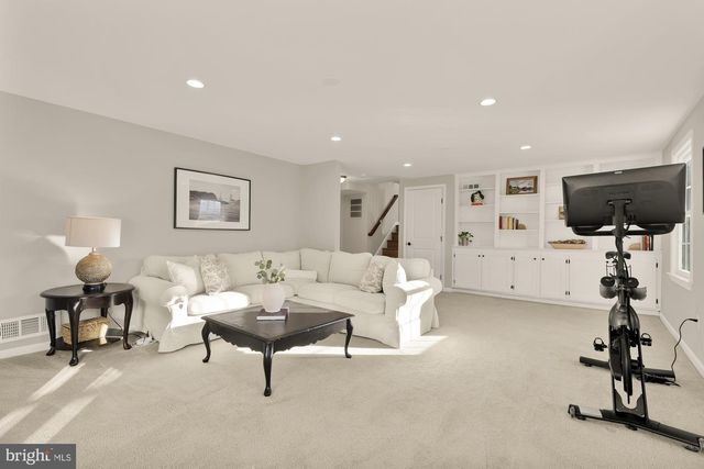 9615 BYEFORDE RD, Kensington, MD 20895