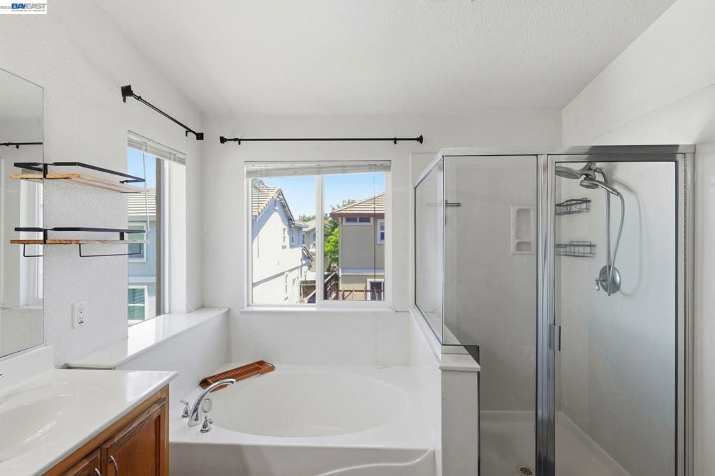 Image 33 of property listing at 1205 Nellis Ct, Pittsburg, CA 94565