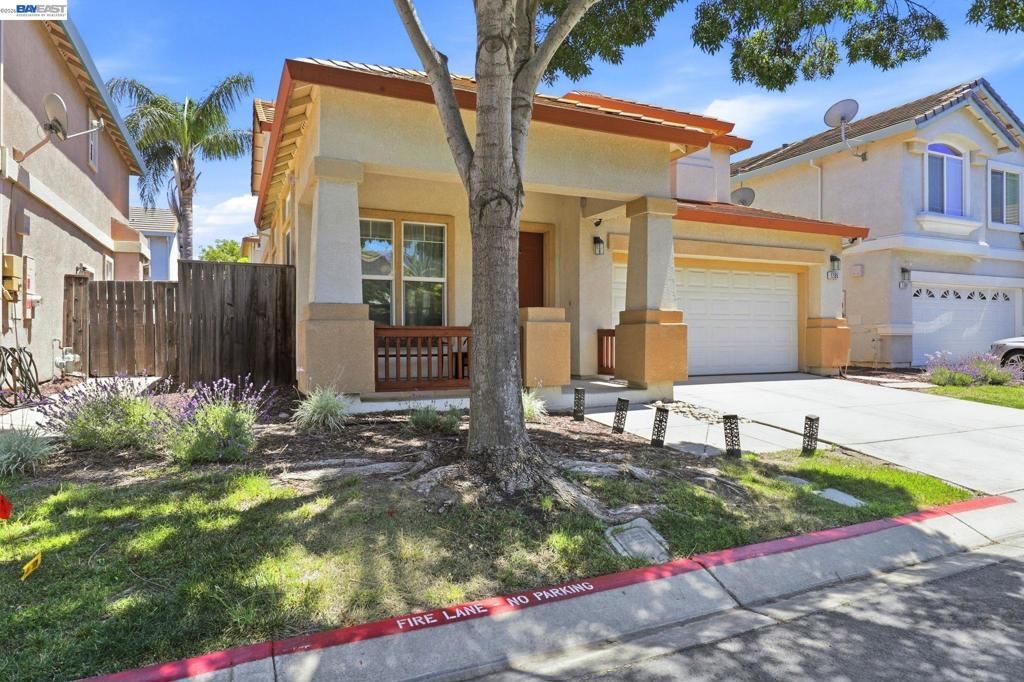 Image 4 of property listing at 1205 Nellis Ct, Pittsburg, CA 94565