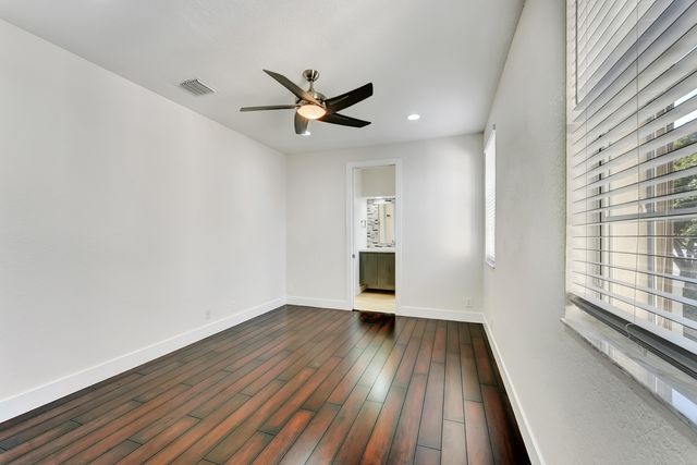 406 NW 25th Avenue, Boynton Beach, FL 33426