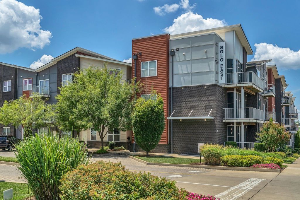 1122 Litton Ave Apt 213, Nashville, TN 37216