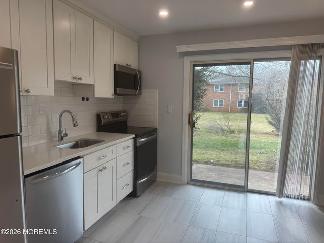 96 E East Avenue 37, Atlantic Highlands, NJ 07716