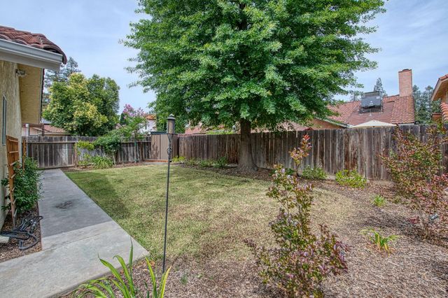8868 N Chance, Fresno, CA 93720