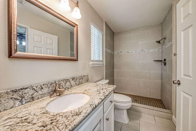 8868 N Chance, Fresno, CA 93720