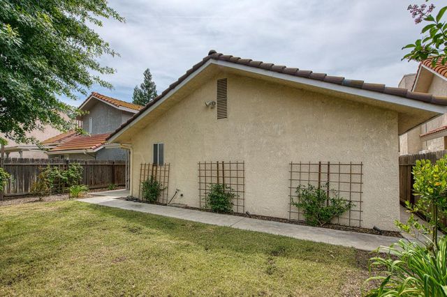 8868 N Chance, Fresno, CA 93720