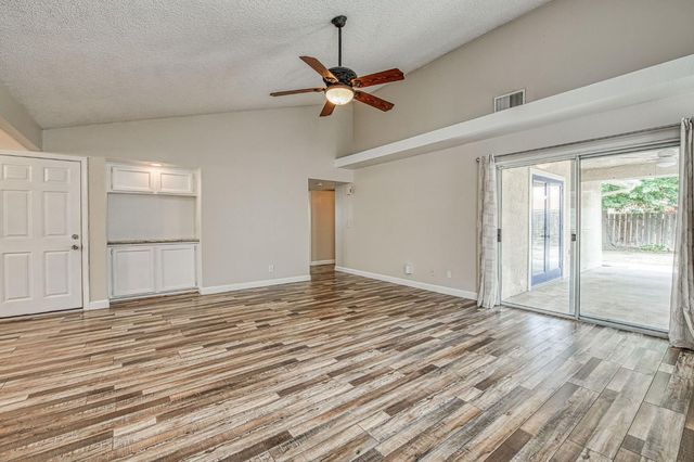 8868 N Chance, Fresno, CA 93720