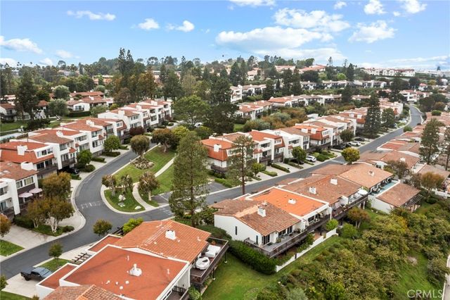 28 Sycamore Lane, Rolling Hills Estates, CA 90274