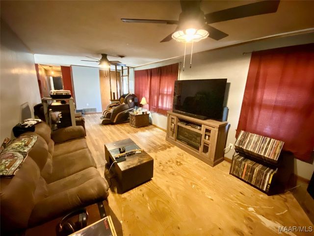 708 Wetumpka Street, Prattville, AL 36067