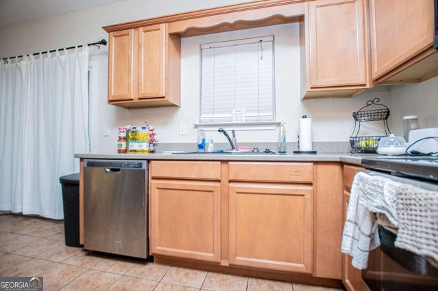 145 Bowen St B4 B4, Carrollton, GA 30117