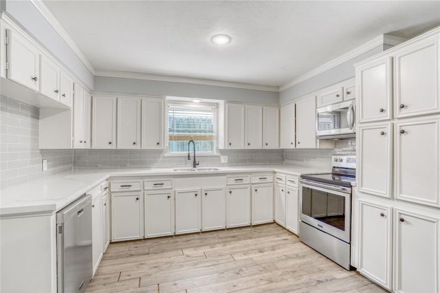 9626 Vilven Lane, Houston, TX 77080