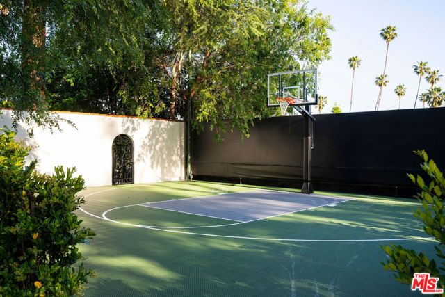 2110 Hill Drive, Los Angeles, CA 90041