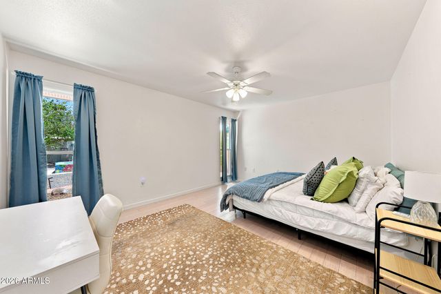 10408 W OAK RIDGE Drive, Sun City, AZ 85351