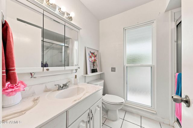 10408 W OAK RIDGE Drive, Sun City, AZ 85351