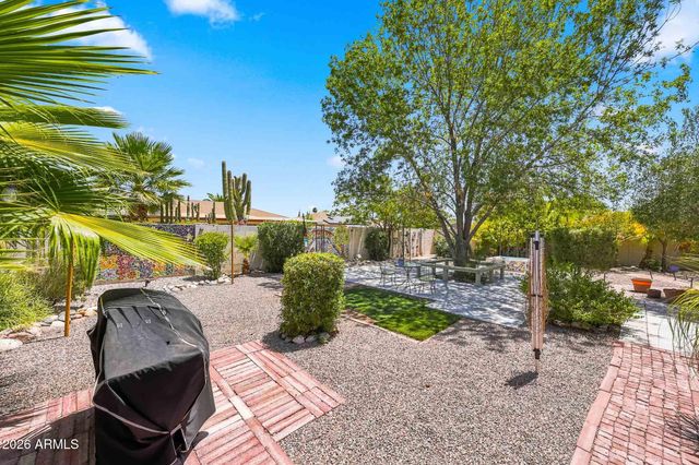10408 W OAK RIDGE Drive, Sun City, AZ 85351
