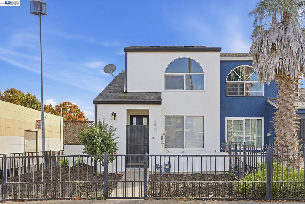 890 Bissell Ct, Richmond, CA 94801
