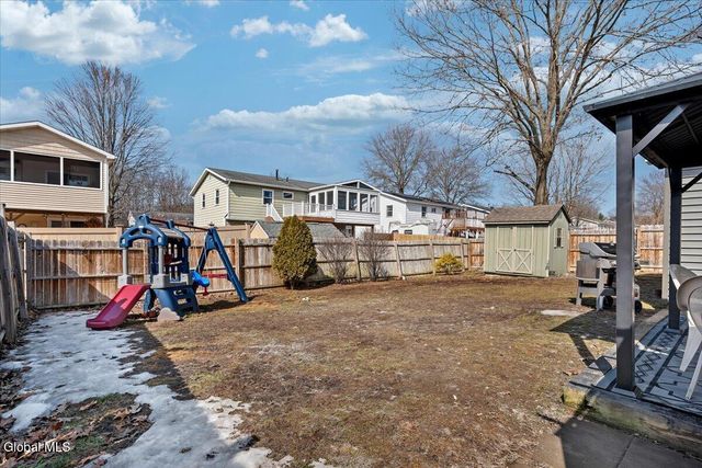 25 Cartwheel Drive, Scotia, NY 12302