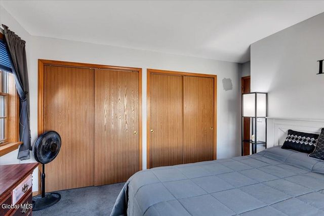 25 Cartwheel Drive, Scotia, NY 12302