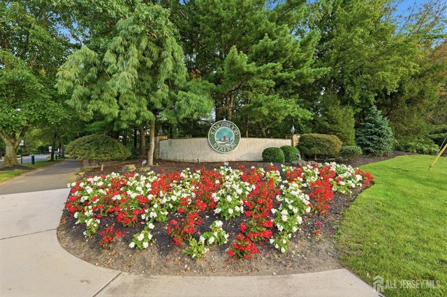 2508 commons Drive, East Brunswick, NJ 08816
