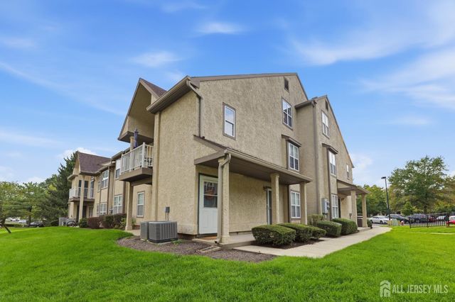 2508 commons Drive, East Brunswick, NJ 08816