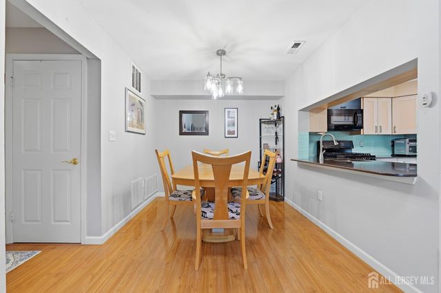 2508 commons Drive, East Brunswick, NJ 08816