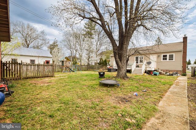 9 LOMBARD ST, Thurmont, MD 21788