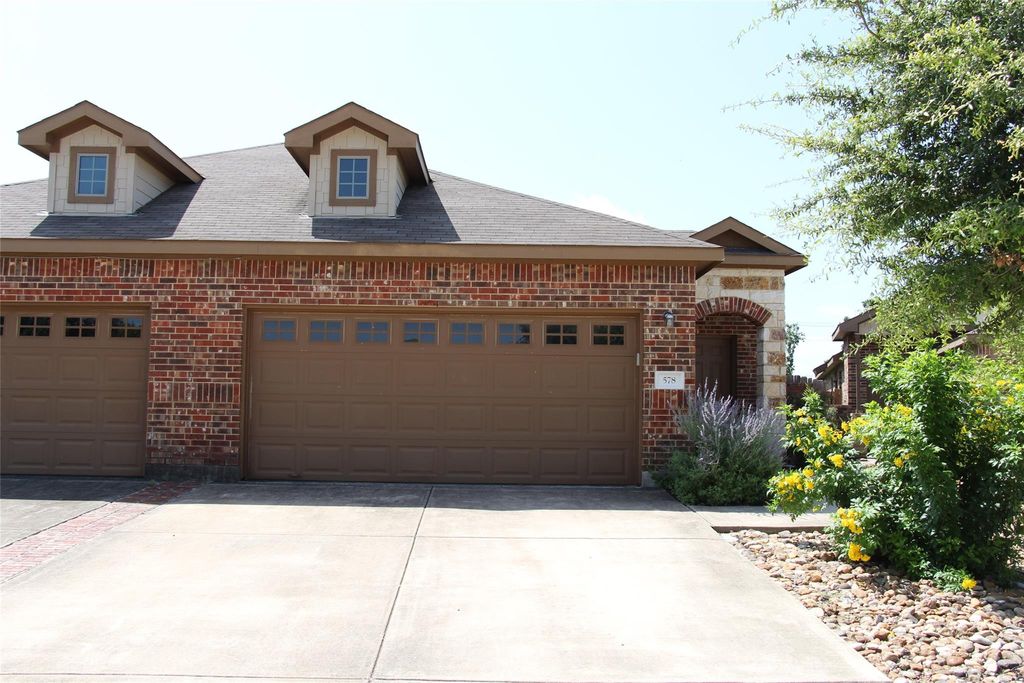 578 Creekside CIR, New Braunfels, TX 78130
