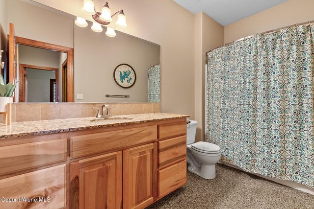11544 N Cattle Dr, Hayden, ID 83835