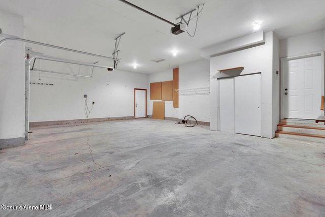 11544 N Cattle Dr, Hayden, ID 83835