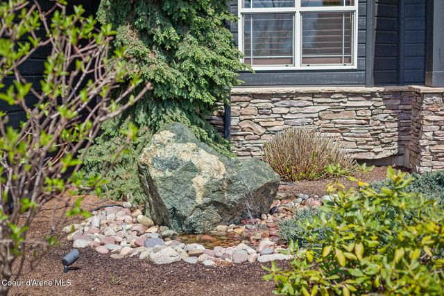 11544 N Cattle Dr, Hayden, ID 83835