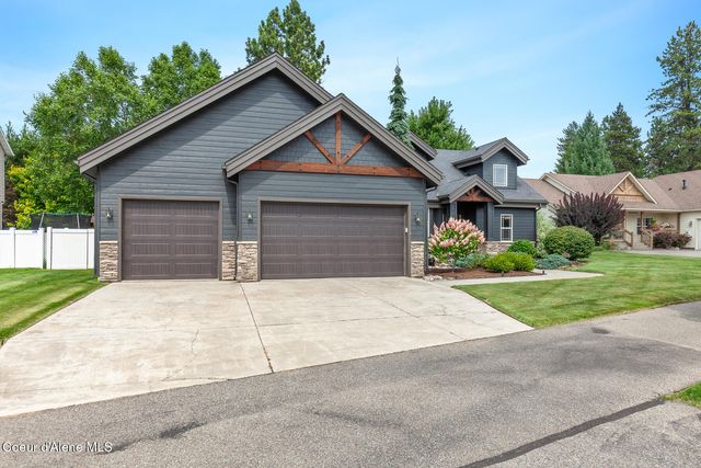 11544 N Cattle Dr, Hayden, ID 83835