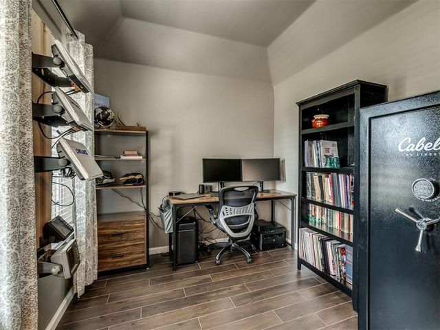 16309 Monarch Field Road, Edmond, OK 73013