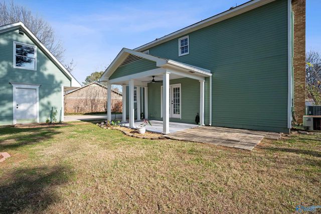2218 Essex Drive SW, Decatur, AL 35603