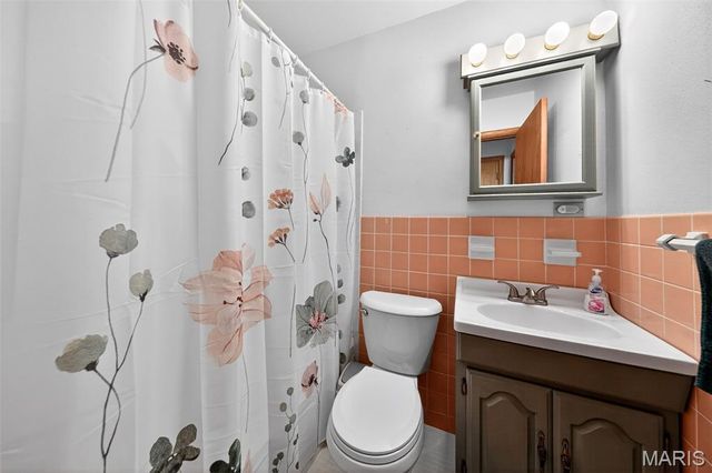 649 Suntide Drive, St Louis, MO 63125