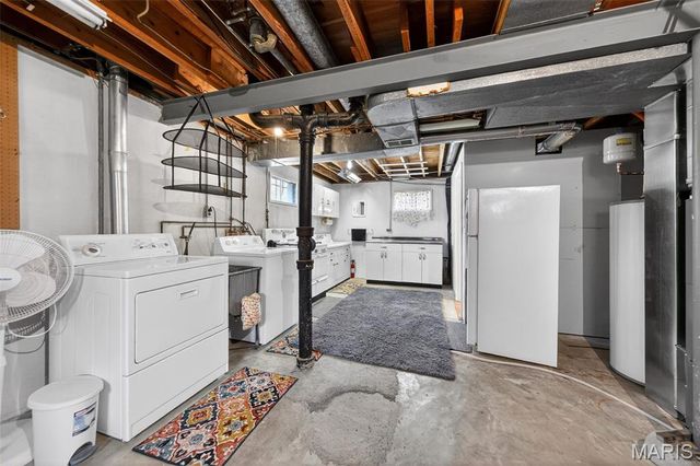 649 Suntide Drive, St Louis, MO 63125