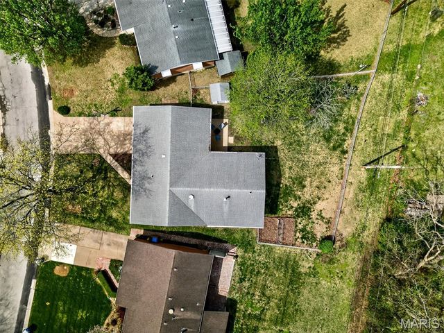 649 Suntide Drive, St Louis, MO 63125