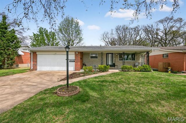 649 Suntide Drive, St Louis, MO 63125