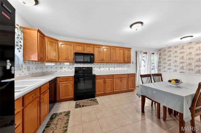 649 Suntide Drive, St Louis, MO 63125