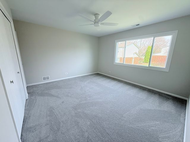 1260 Briarwood Lane 58, Libertyville, IL 60048