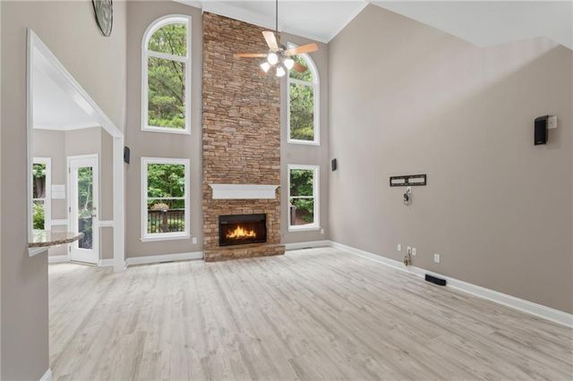 4305 Ashworth Dr, Cumming, GA 30040
