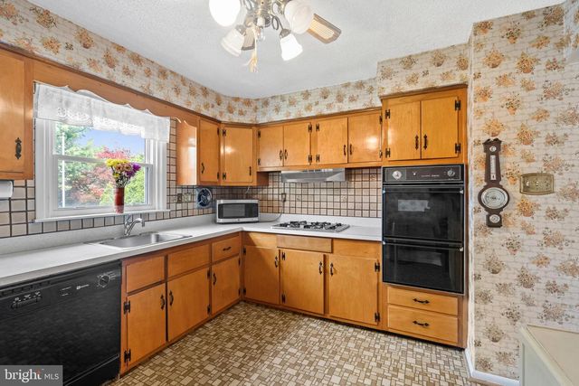 9223 CRISPIN ST, Philadelphia, PA 19114