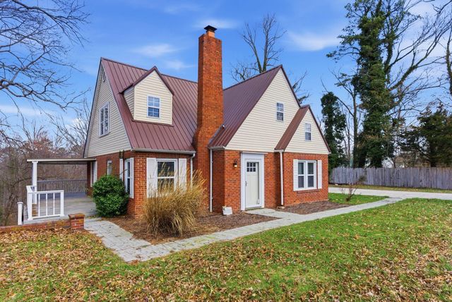 32 S Hwy 1651, Whitley City, KY 42653