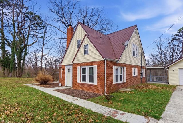 32 S Hwy 1651, Whitley City, KY 42653