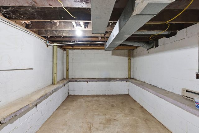 32 S Hwy 1651, Whitley City, KY 42653