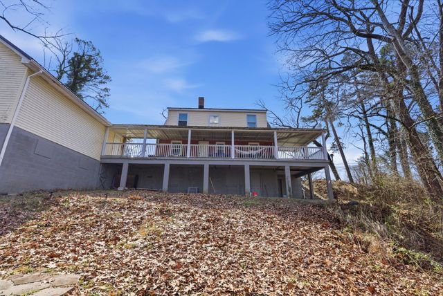 32 S Hwy 1651, Whitley City, KY 42653