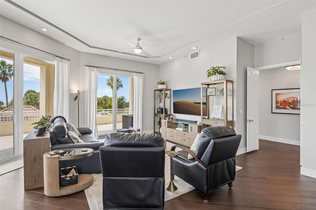 1180 GULF BOULEVARD 101, Clearwater Beach, FL 33767